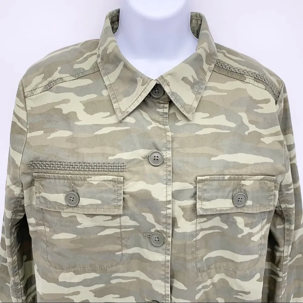 NEW Caslon Camo Button Down Jacket Size Medium
